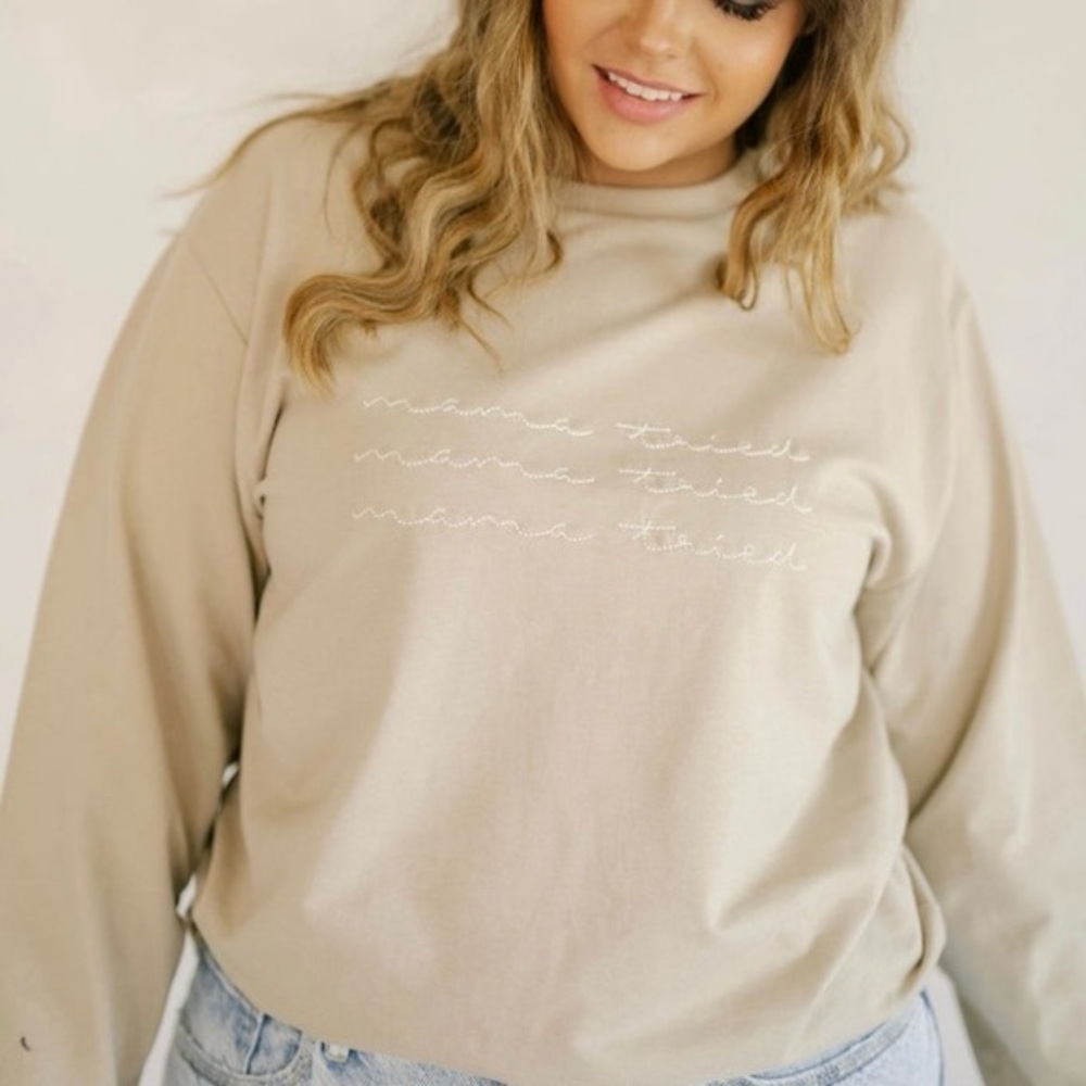 Polished Printed Stitched Boutique Mama Tried” Pullover Crewneck Sweatshirt Med